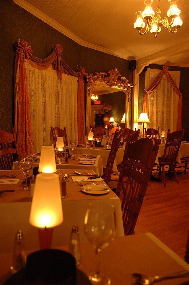 סנט-אגת'ה-דה-מון Auberge De La Tour Du Lac מראה חיצוני תמונה